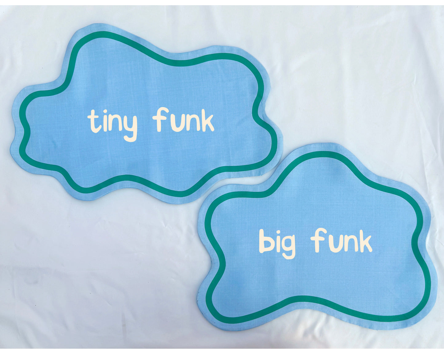 Tiny Funk in Poolside